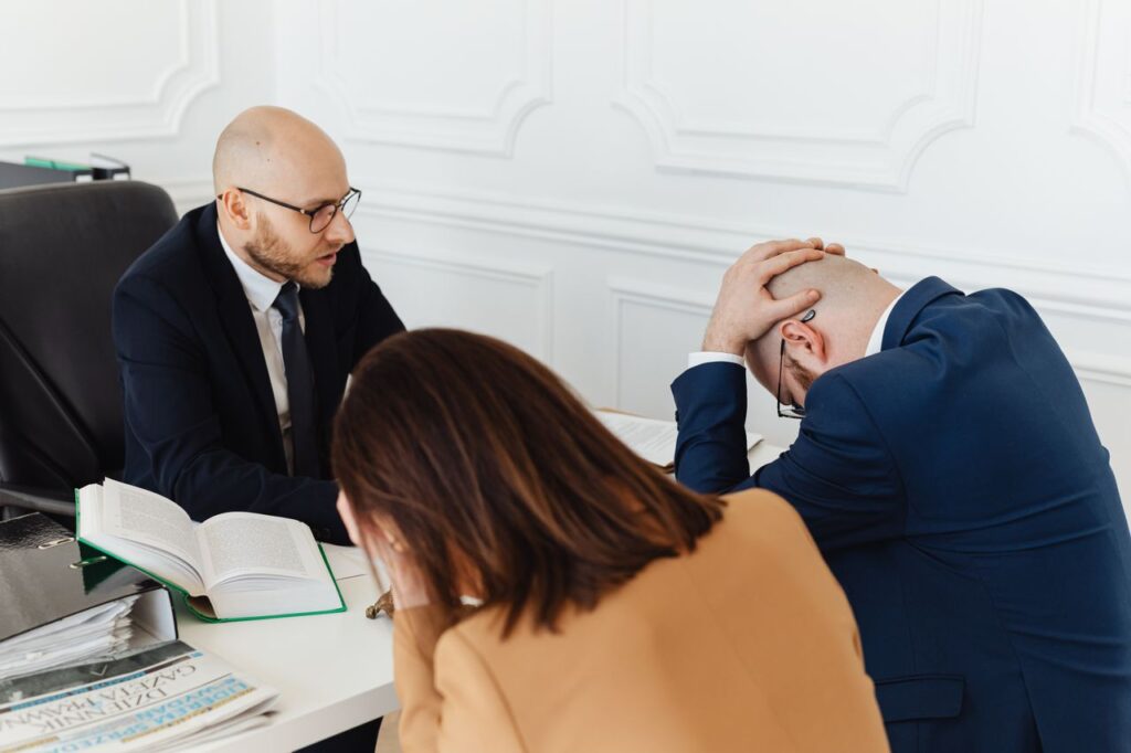 how to deal with difficult freelance clients